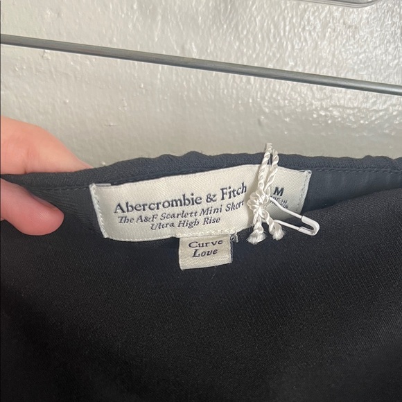 Abercrombie & Fitch Scarlett Black Mini Skirt Curve Love - Picture 2 of 5